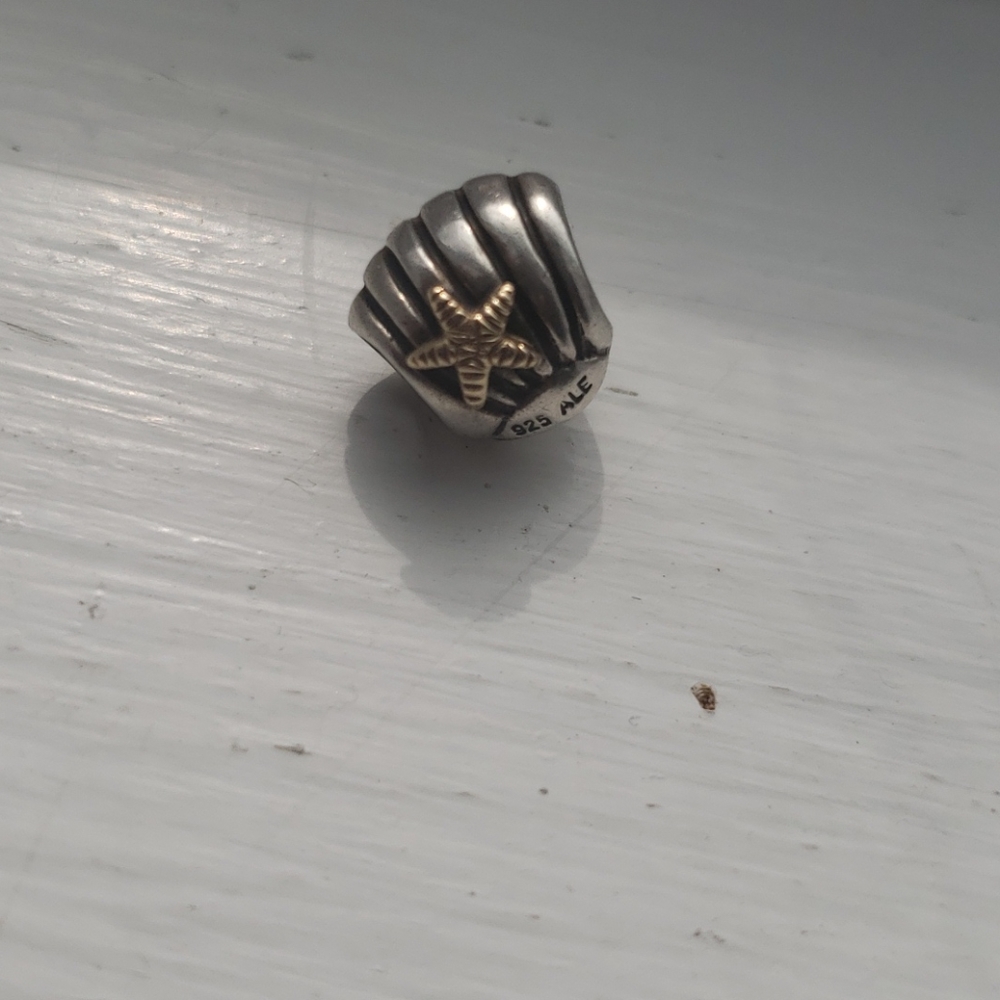 PANDORA seashell charm